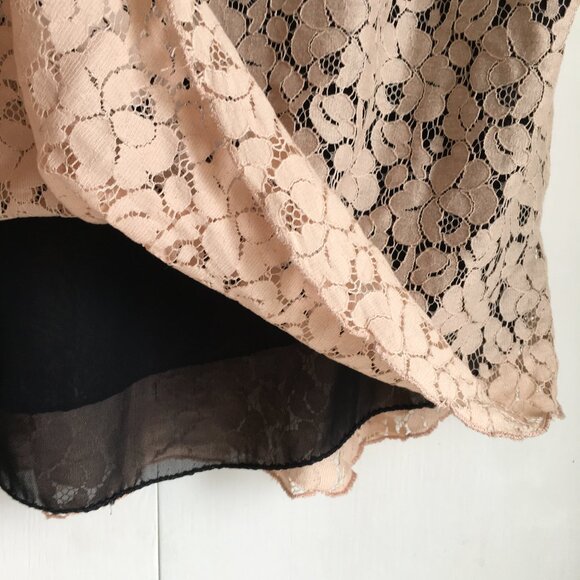 Champagne Pink Floral Lace Short Sleeve Top - Picture 9 of 15